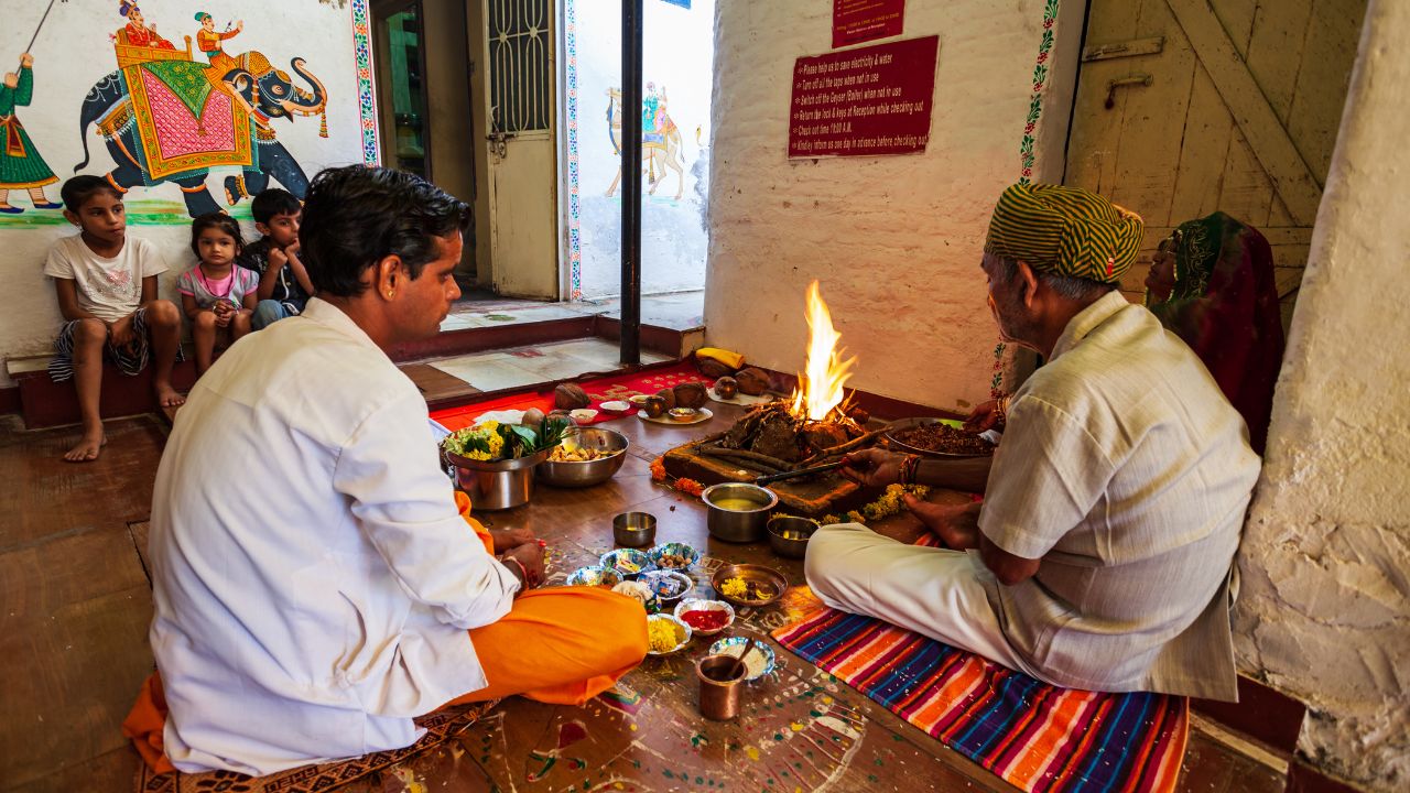 Best Griha Pravesh Puja Panditji in Agra